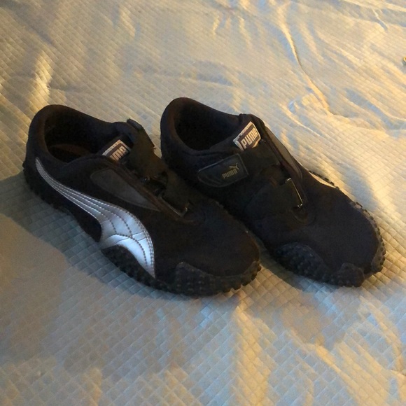puma trainers with velcro strap